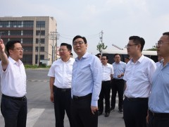 泰州泰州市政府门户网站 泰州要闻 泰州市长朱立凡督查指点文明城泰州市创建义务